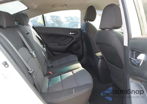 2015 Kia Forte Lx z USA, uszkodzony, nr VIN KNAFX4A65F5310265